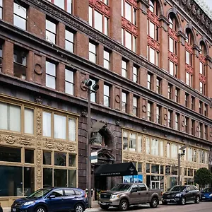 Apartment Frontdesk Spacious Downtown 2 Bedroom Apt, Saint Louis