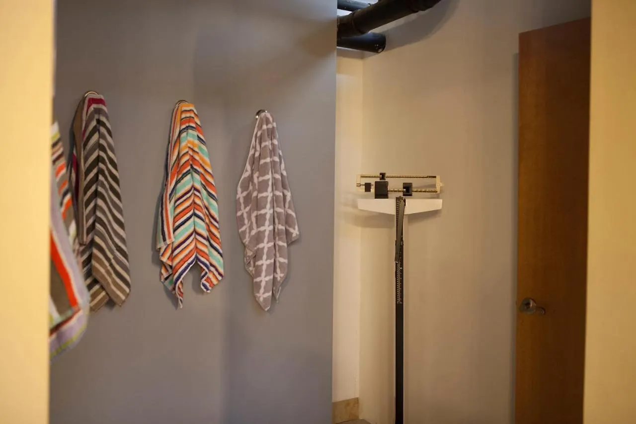 The Mancave Hostel Saint Louis